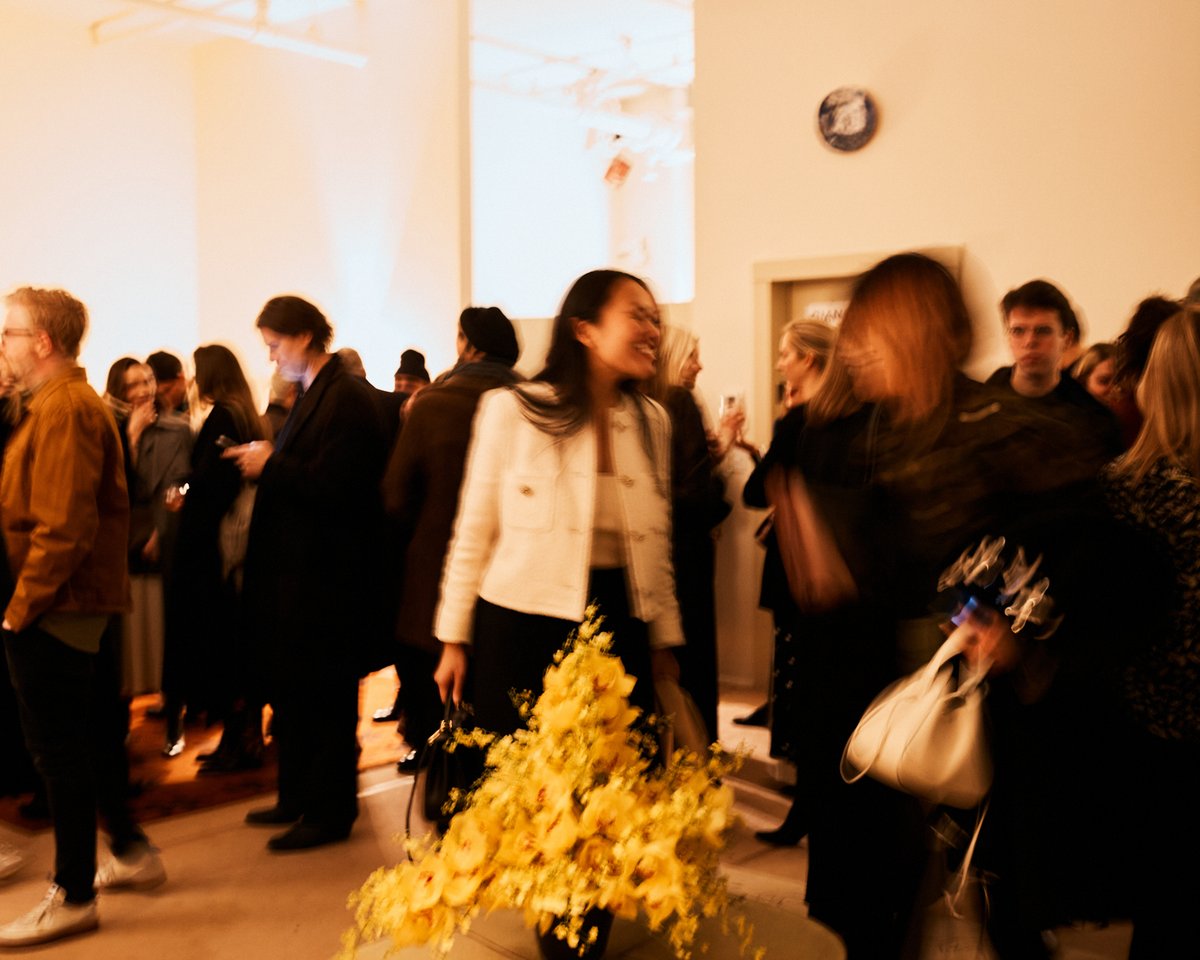 Ein Bild von der Veranstaltung mit Giancarlo Valle und Nordic Knots in New York zur Feier ihrer Zusammenarbeit.