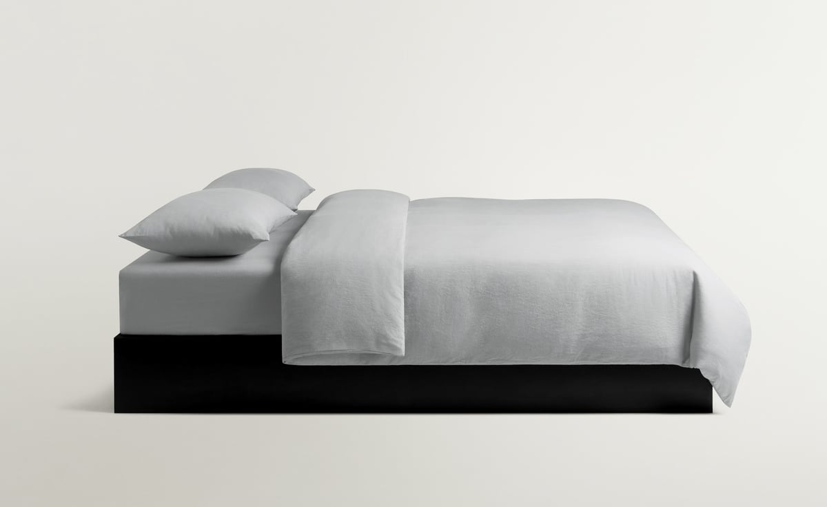 LINEN BLEND MIST GRID MEDIA.jpg