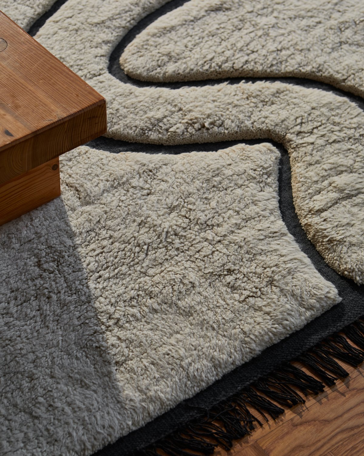 Nahaufnahme von River Mud White.