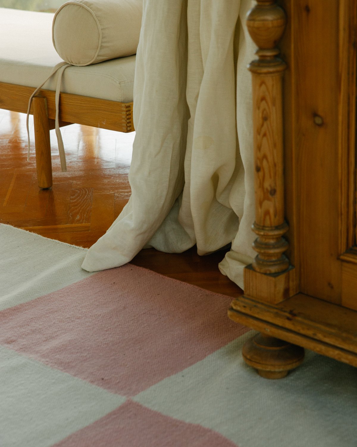 Close up on Square pink in Casa Balandra’s home.